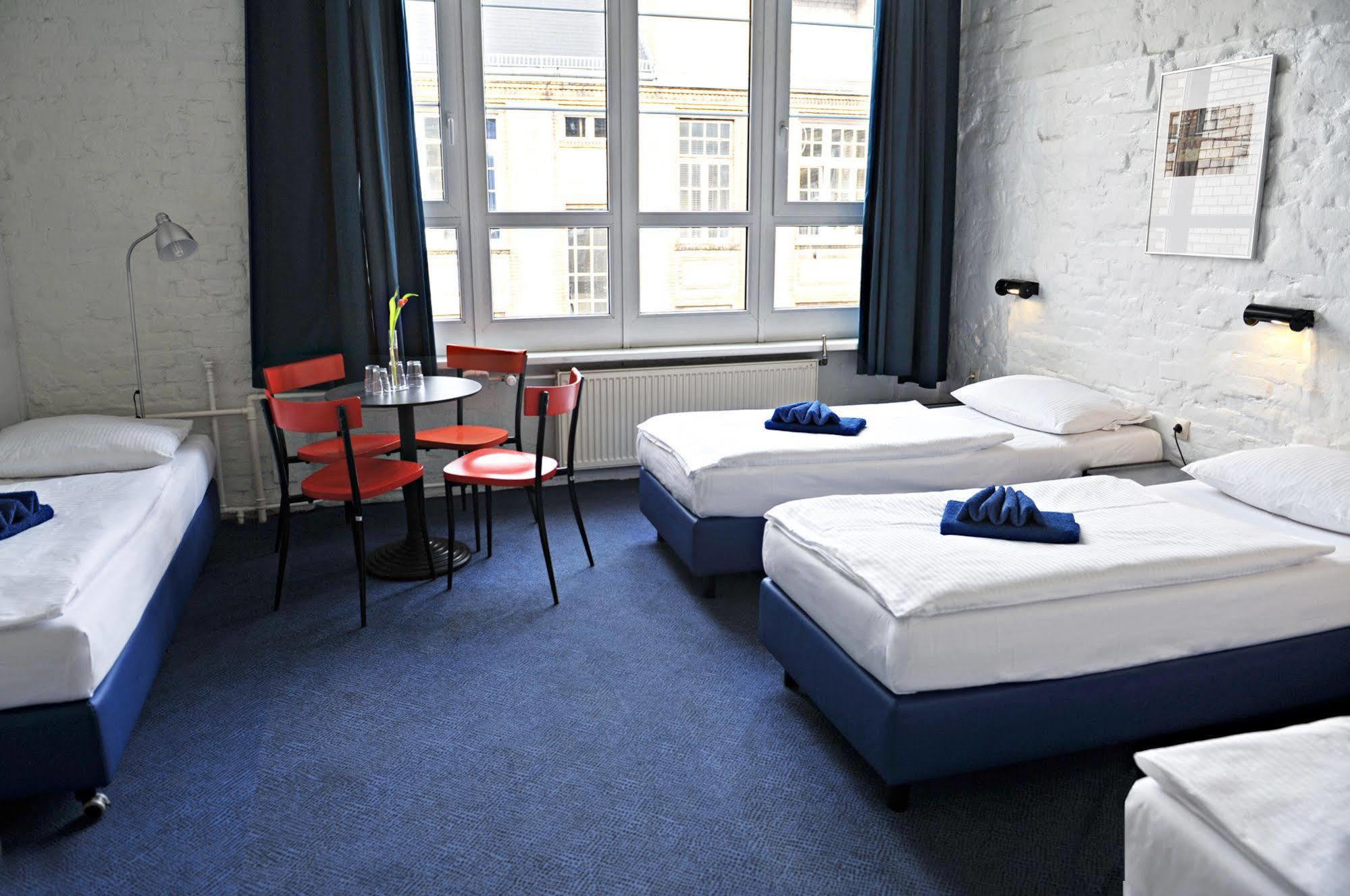 Hotel Transit Berlin Bagian luar foto