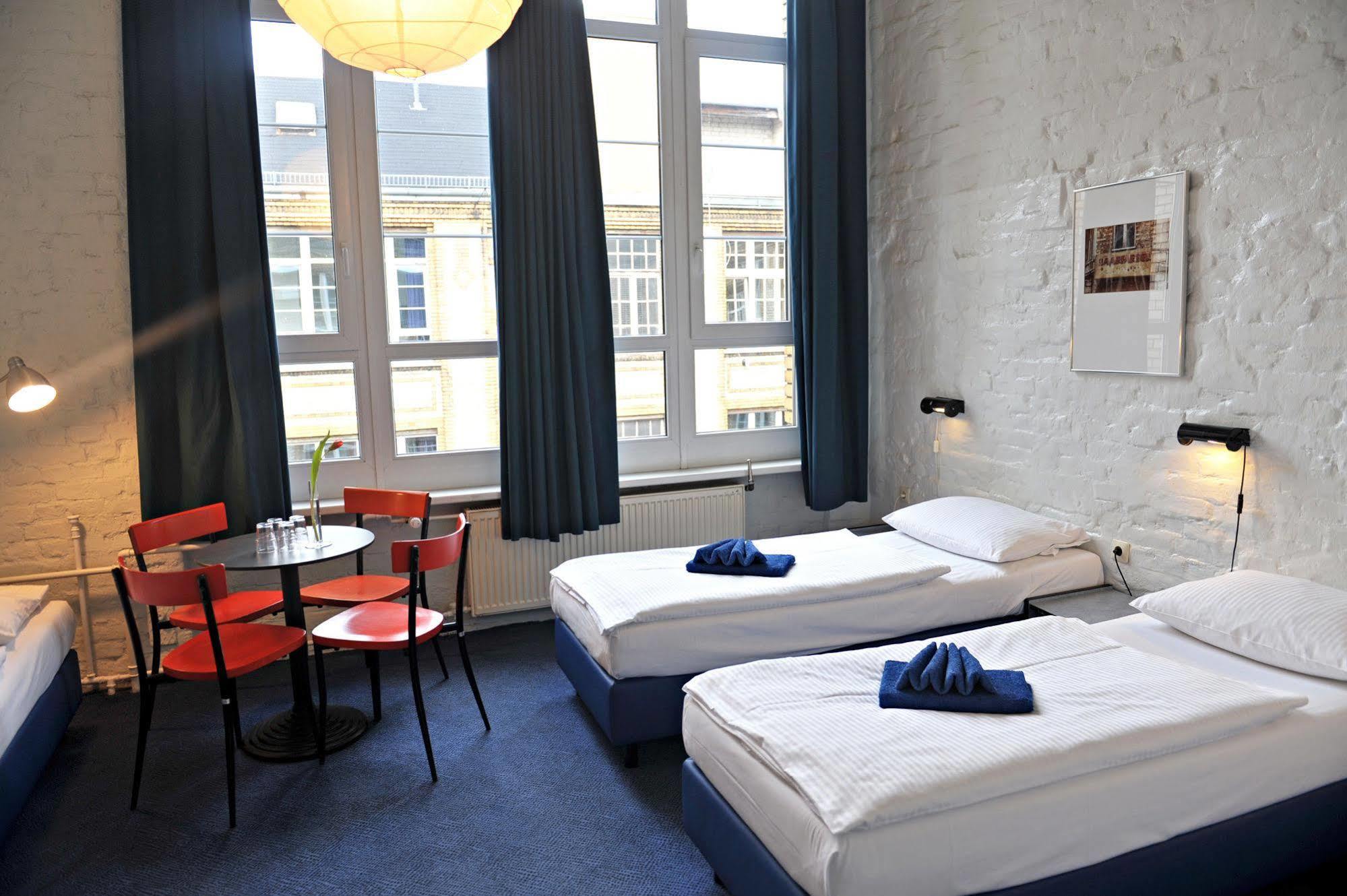 Hotel Transit Berlin Bagian luar foto
