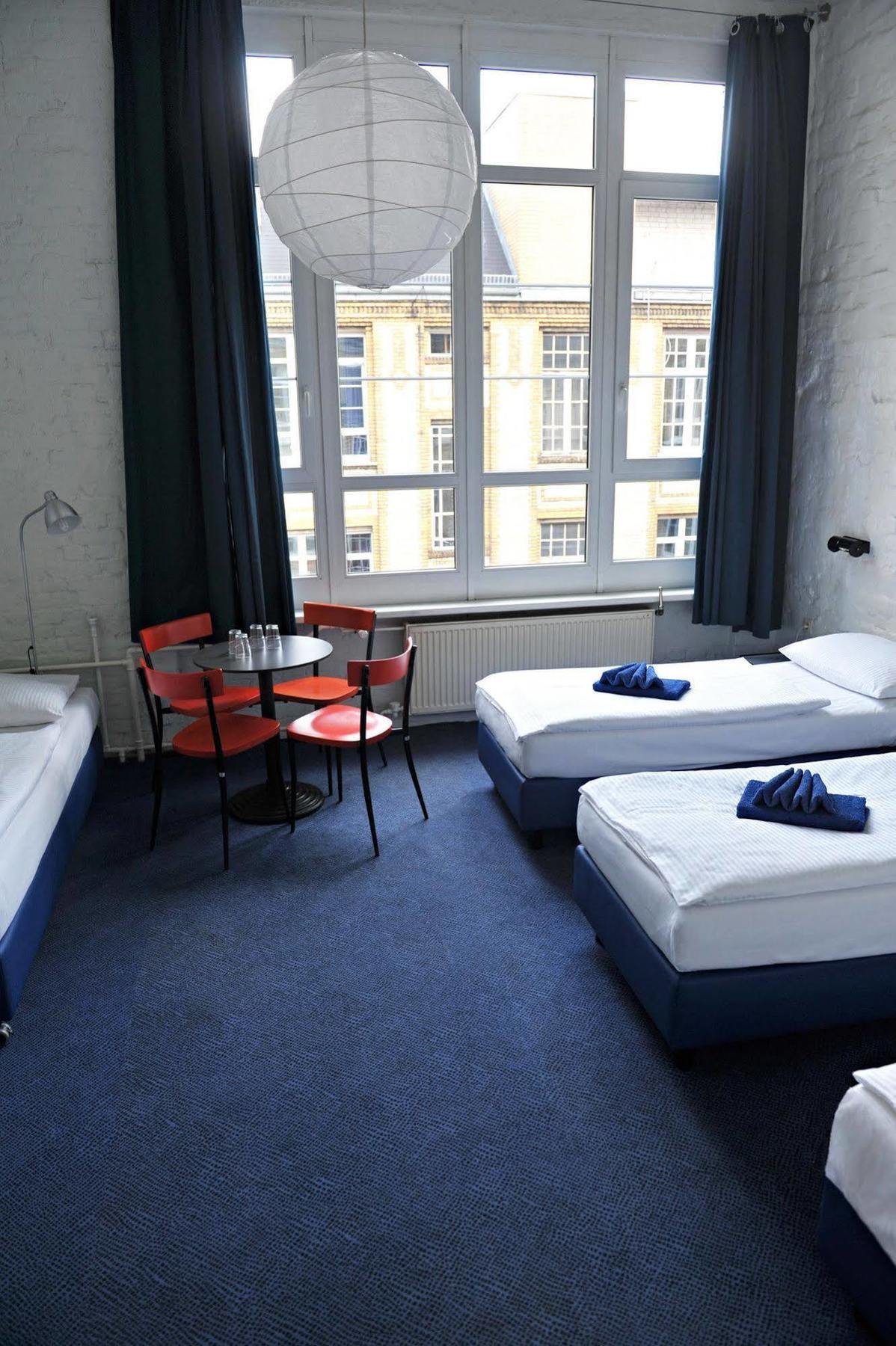 Hotel Transit Berlin Bagian luar foto